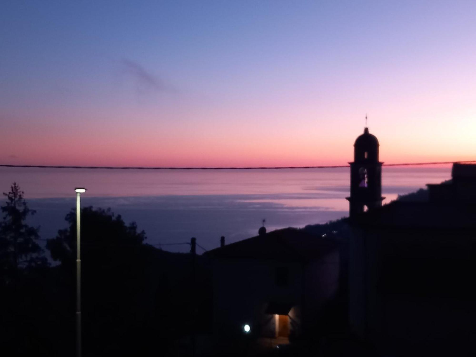 Dolci Risvegli Appartamento Vista Mare Ventimiglia Eksteriør bilde