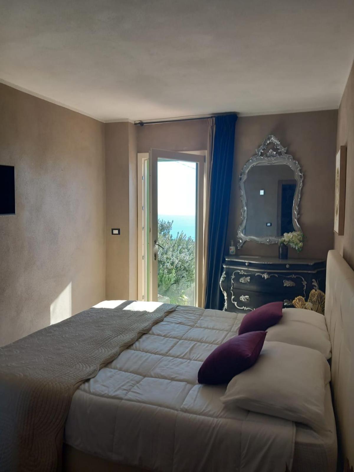 Dolci Risvegli Appartamento Vista Mare Ventimiglia Rom bilde